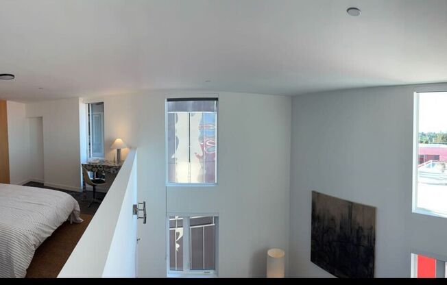 1 bed, 1 bath, 650 sqft, $2,375, Unit 607