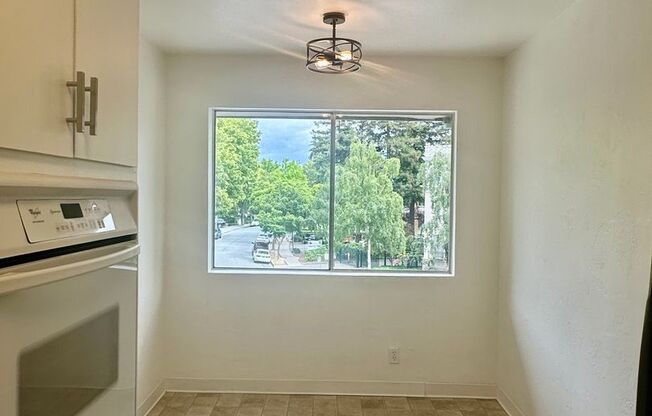 1400 Floribunda Av.