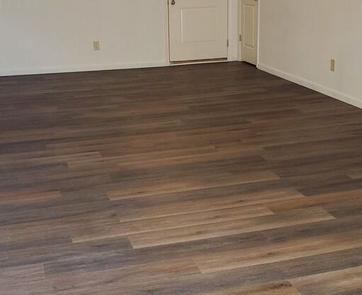 2 beds, 1.5 baths, 1,100 sqft, $1,165, Unit 190207