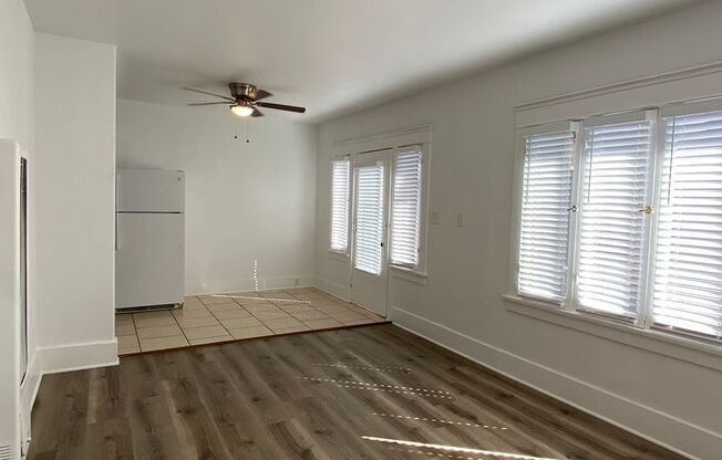 1 bed, 1 bath, 576 sqft, $1,665, Unit 14