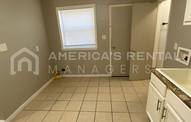 3 beds, 2 baths, $1,195