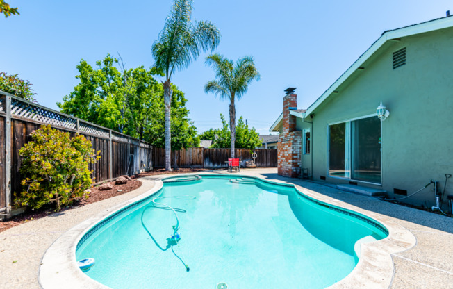 Lovely Home | Central A/C | Swimming Pool