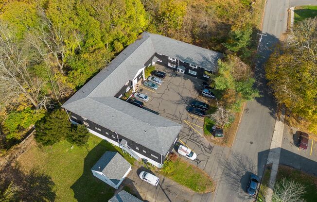 80 Hillside Ave