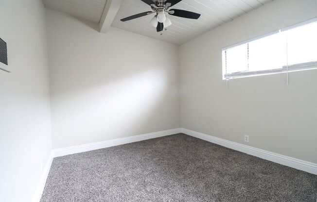 1 bed, 1 bath, 567 sqft, $1,925, Unit 15