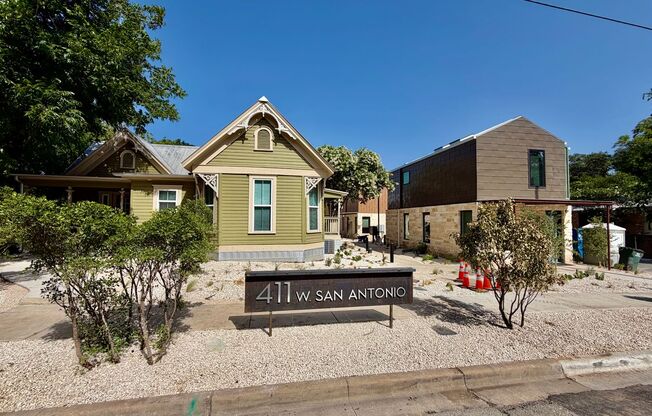 Modern Luxury in San Marcos' Premier Courtyard Community – Now Leasing!