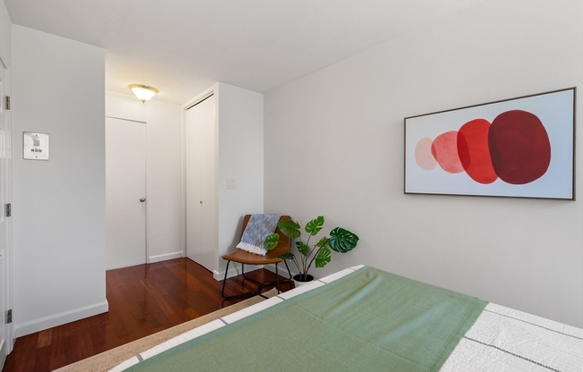 1 bed, 1 bath, 495 sqft, $3,200, Unit 705