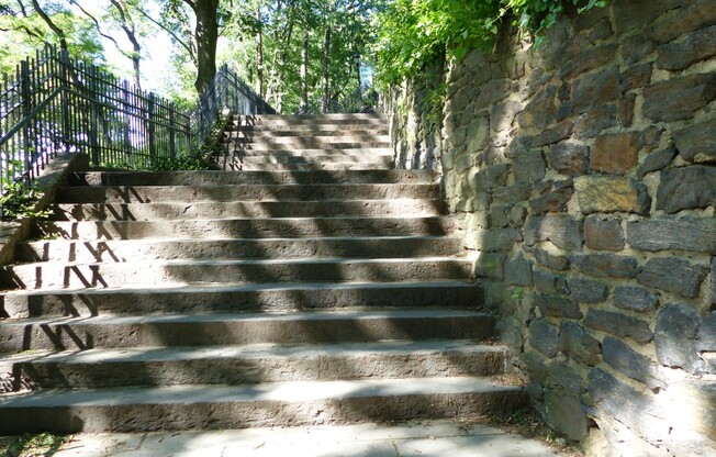 1 bed, 1 bath, $3,800, Unit 4E