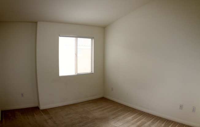 2 beds, 2.5 baths, $1,800