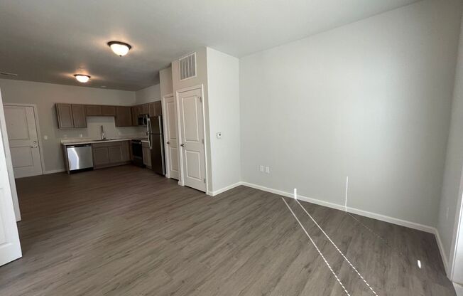 2 beds, 2 baths, 891 sqft, $1,150, Unit 1140-111