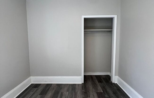 2 beds, 1 bath, 950 sqft, $1,650, Unit 3