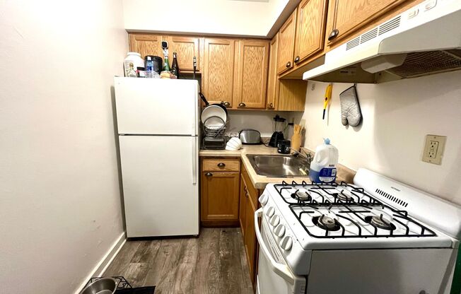 1 bed, 1 bath, $850, Unit 101