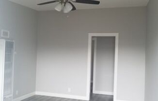 **Newly Remodeled**Beautiful Spacious 1 bedroom 1 bath located in Long Beach.