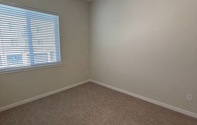 2 beds, 2 baths, 720 sqft, $1,799, Unit 820 #204