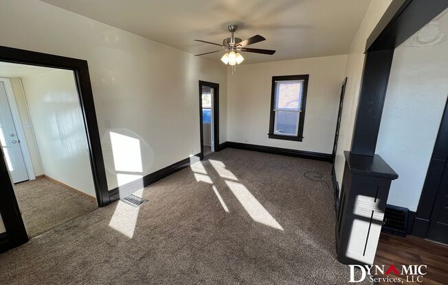 3 Bedroom, 1 Bathroom Single Family House Downtown