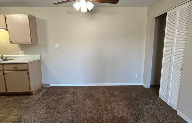 Quail Run Apts. (740 N. 18th Ave.)