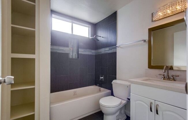 1 bed, 1 bath, $2,195, Unit #9