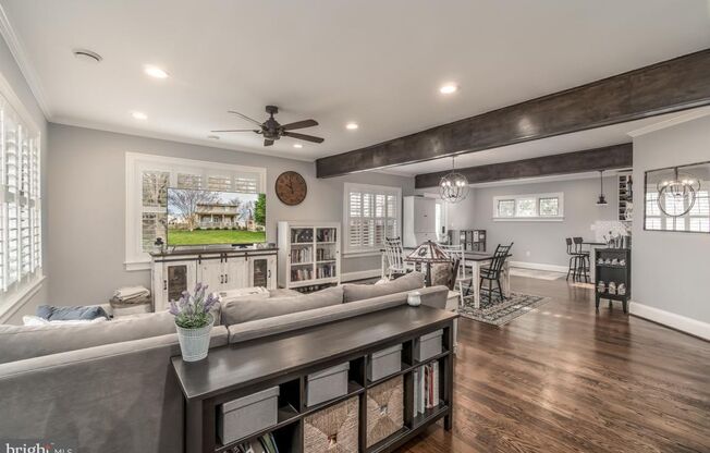 Charming Detached Colonial Minutes from Old Town