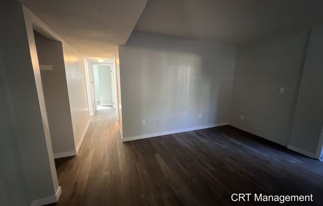 3 beds, 2 baths, $1,975, Unit # 411