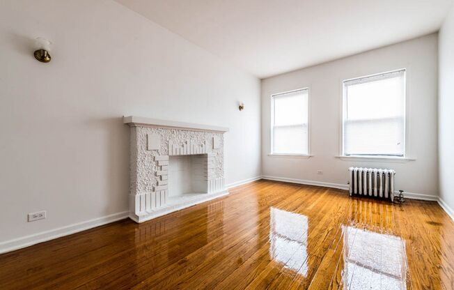 7440 S Phillips