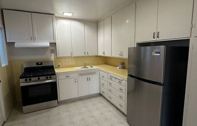 1 bed, 1 bath, 850 sqft, $3,450, Unit 3