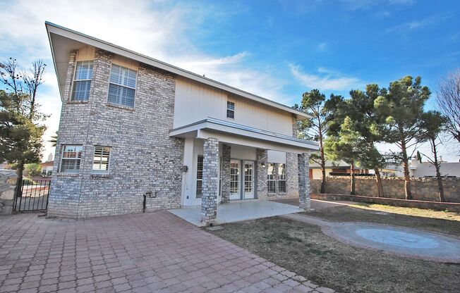 3 beds, 2.5 baths, $1,915