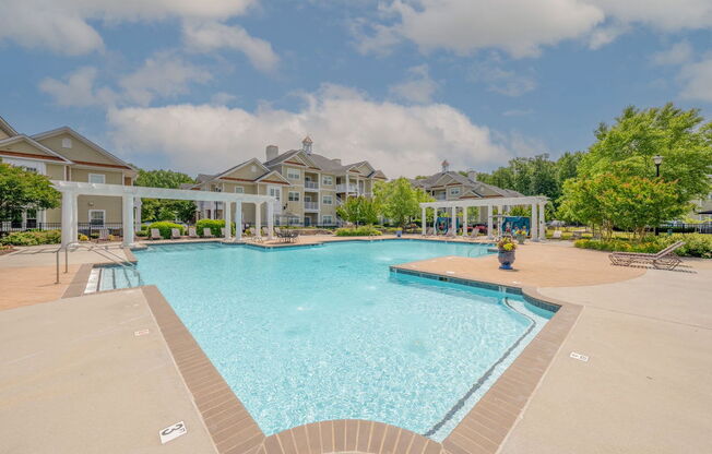 large swimming pool at Fenwyck Manor Apartments in Chesapeake, VA