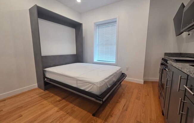 Studio, 1 bath, $1,595, Unit 204