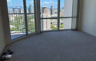 1 bed, 1 bath, $2,700