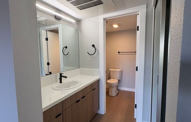 2 beds, 2 baths, 960 sqft, $3,195, Unit C-319