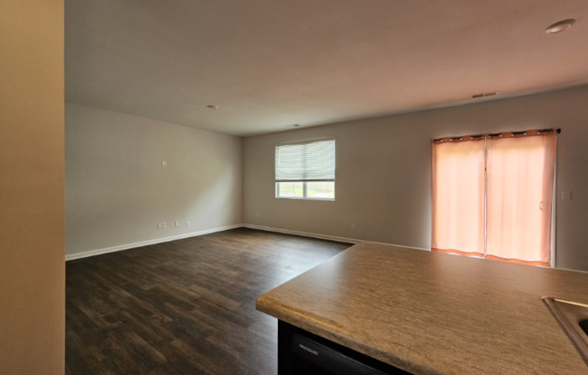 2244 CAREFREE LN