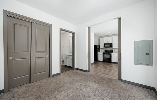 1 bed, 1 bath, 403 sqft, $1,125, Unit 824