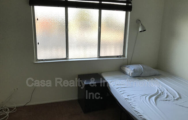 2132 Roosevelt Avenue Unit 7