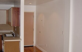 9 KNAPP ST