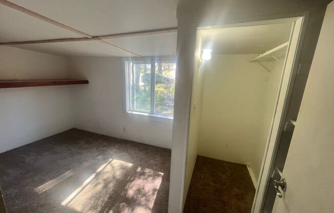 3 beds, 2 baths, $2,395