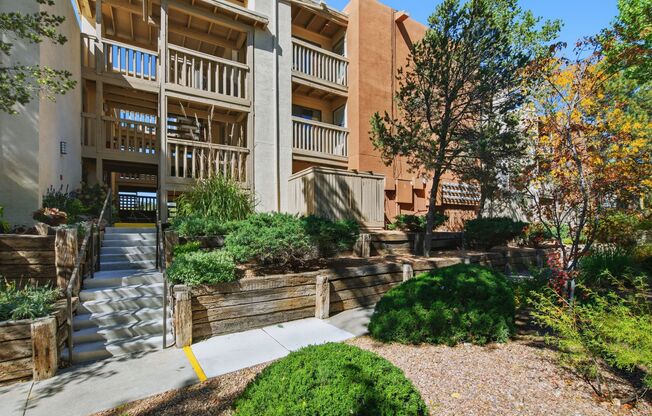 1 bed, 1 bath, 582 sqft, $1,300, Unit Unit 326