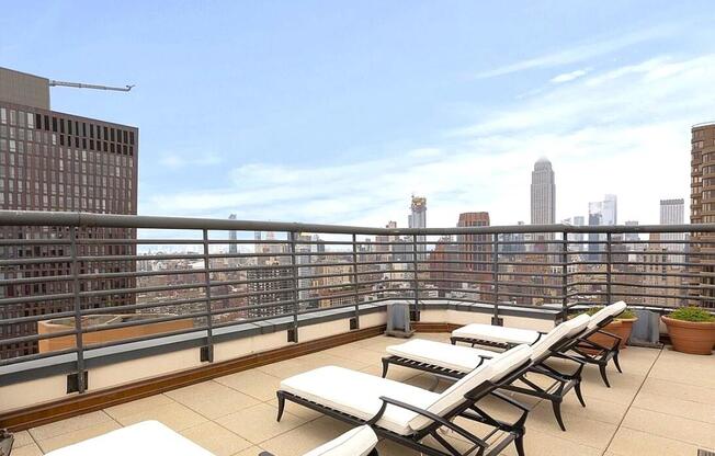 1 bed, 1 bath, 870 sqft, $4,500, Unit 19N