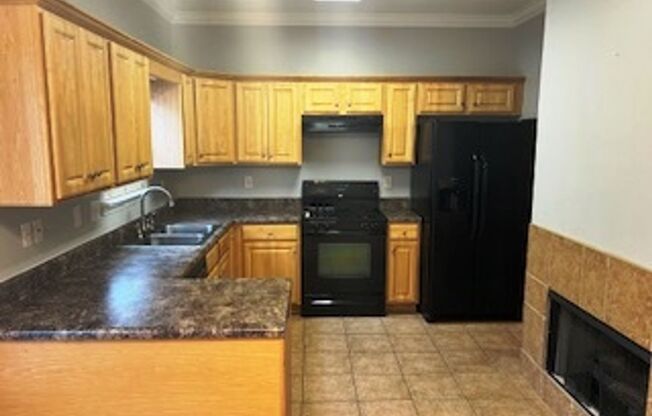 3 beds, 2 baths, $2,395
