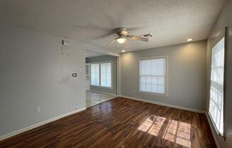 3 beds, 1 bath, $1,600