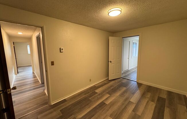 3 beds, 2 baths, $2,100, Unit 1405 W 26th Ave