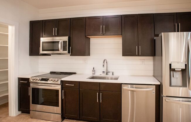 1 bed, 1 bath, $2,650, Unit Unit #126