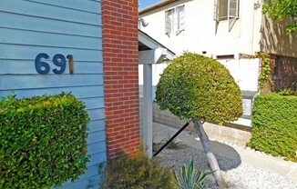 2 beds, 2.5 baths, $3,600, Unit # 4