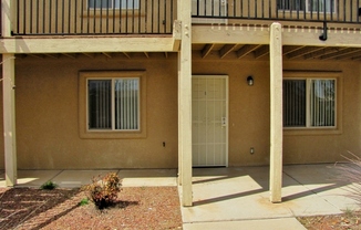 2 beds, 2 baths, $1,000, Unit Unit B