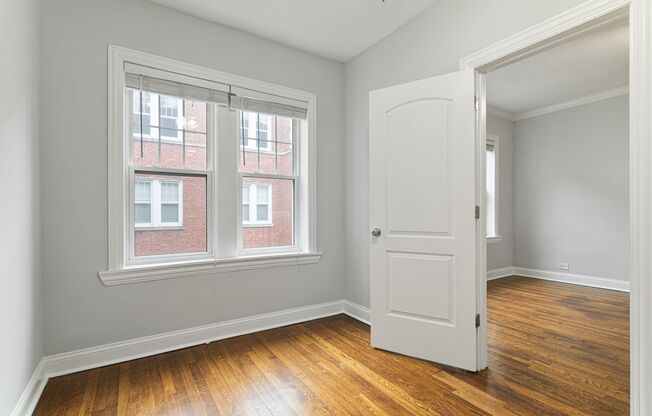 2 beds, 1 bath, 569 sqft, $2,250, Unit 6112-2W