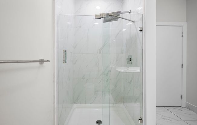 1 bed, 1 bath, 850 sqft, $2,970, Unit MIL-3Q