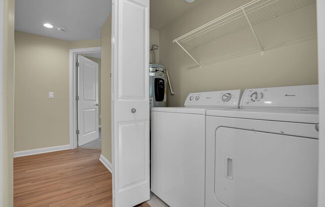 2 beds, 2 baths, 894 sqft, $1,599, Unit 144-36202