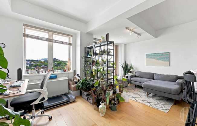 1 bed, 1 bath, 762 sqft, $4,150, Unit 10E