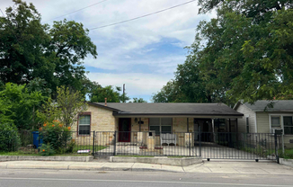 707 W MALONE AVE
