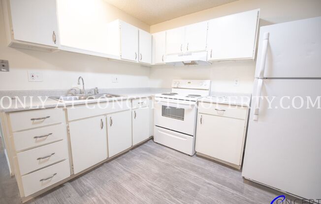2 beds, 1 bath, 935 sqft, $1,199, Unit 15