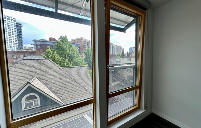 1 bed, 1 bath, 509 sqft, $2,150, Unit Unit 605