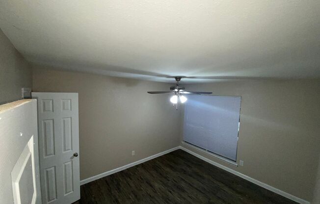 1 bed, 1 bath, 609 sqft, $1,155, Unit 216